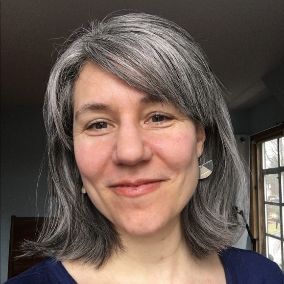 Meet your Posher, Christina - Picture 1 of 1